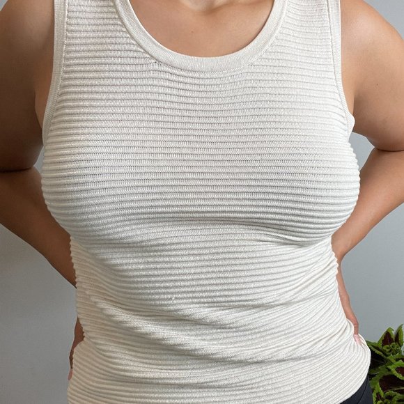 Backdrop Knit Sleeveless Top -M- - Picture 6 of 12